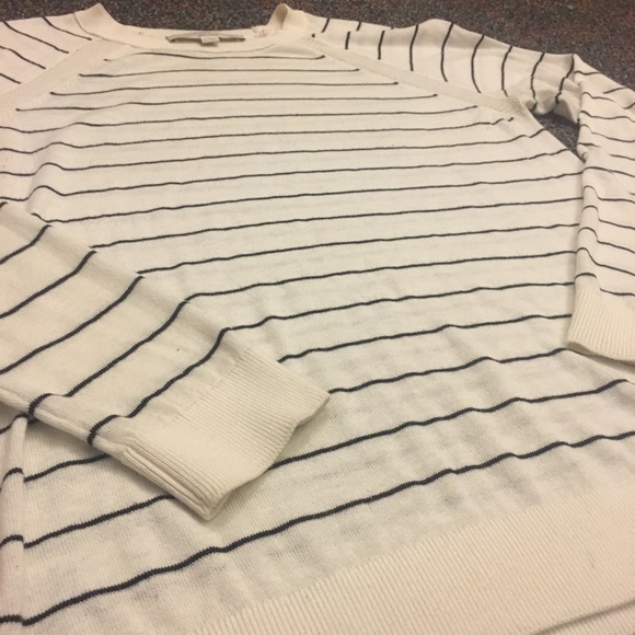 LOFT Sweater - Picture 4 of 7